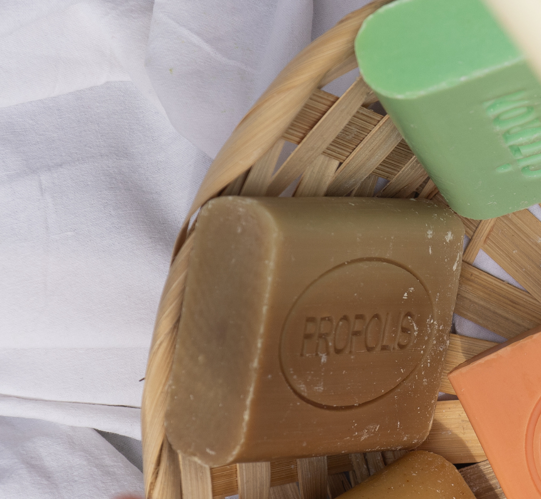 Savon au lait de propolis
